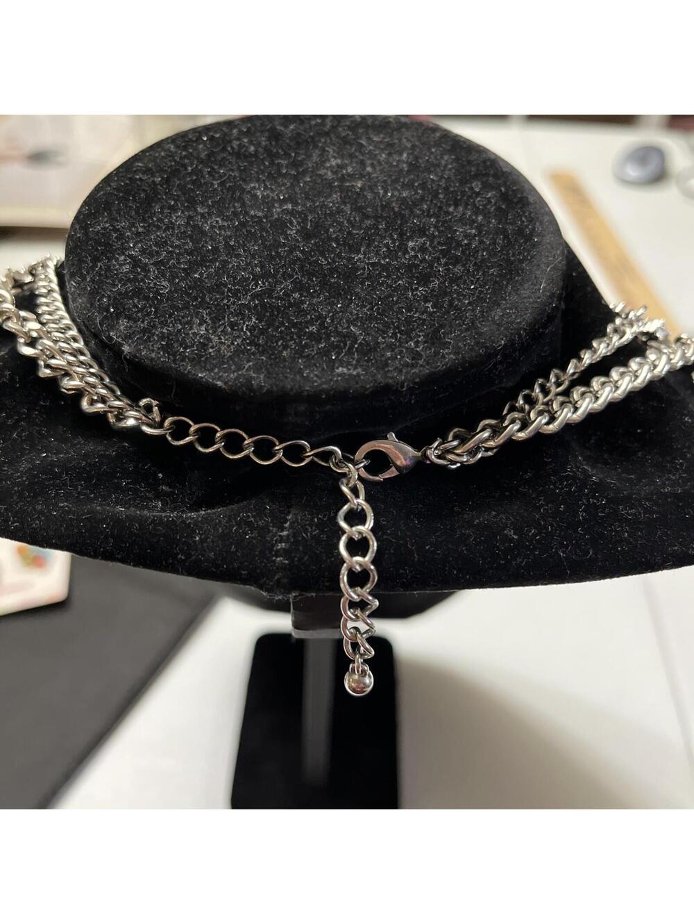 Mi Amore Silver Tone Prizmatic Collar Necklace 6” With 3” Extender - Picture 2 of 5